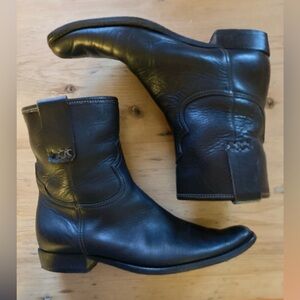 Black Leather Pull On Western Above Ankle Snip Toe Cowboy Boot Italian 7.5/8